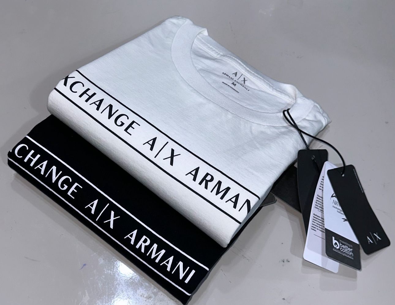 Camiseta Armani Exchange - Preta/Branca