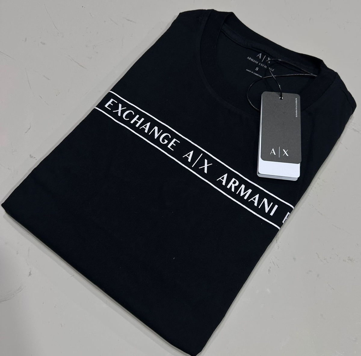 Camiseta Armani Exchange - Preta/Branca